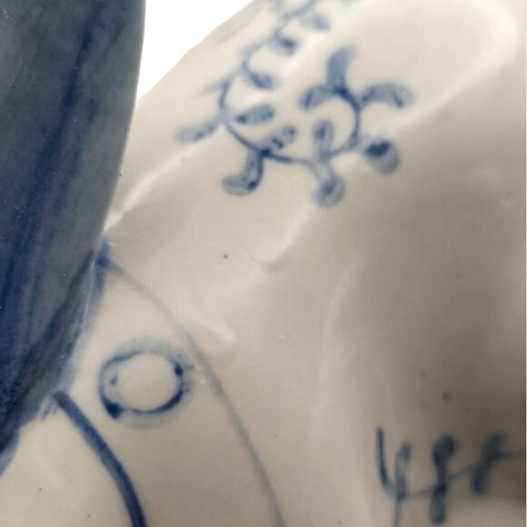 Hand Painted Chinoiserie Blue White Bunny Figurine Glazed Ceramic Easter Rabbit - Picture 8 of 9